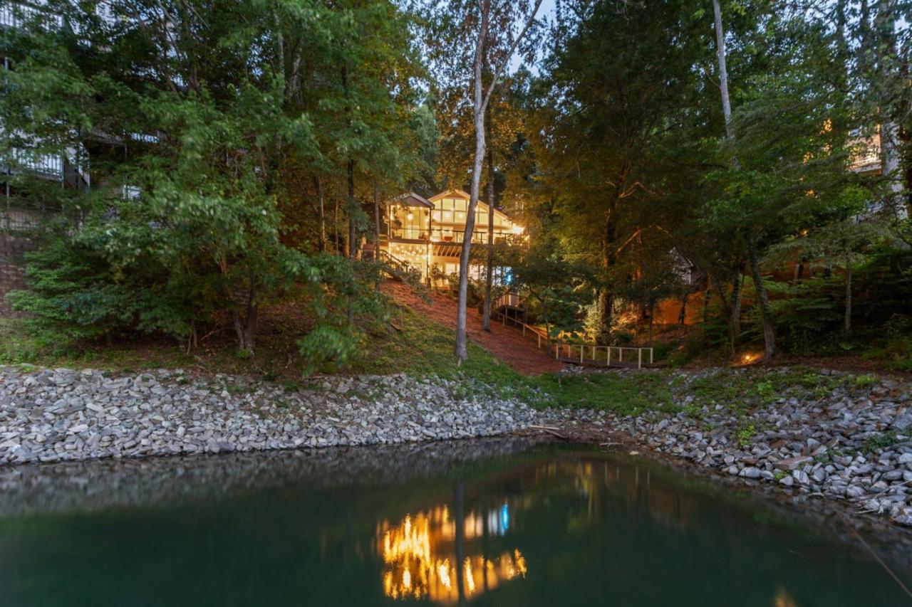Lanier Landing - Private Dock Hot Tub Game Room GainesvilleGainesville  Kültér fotó