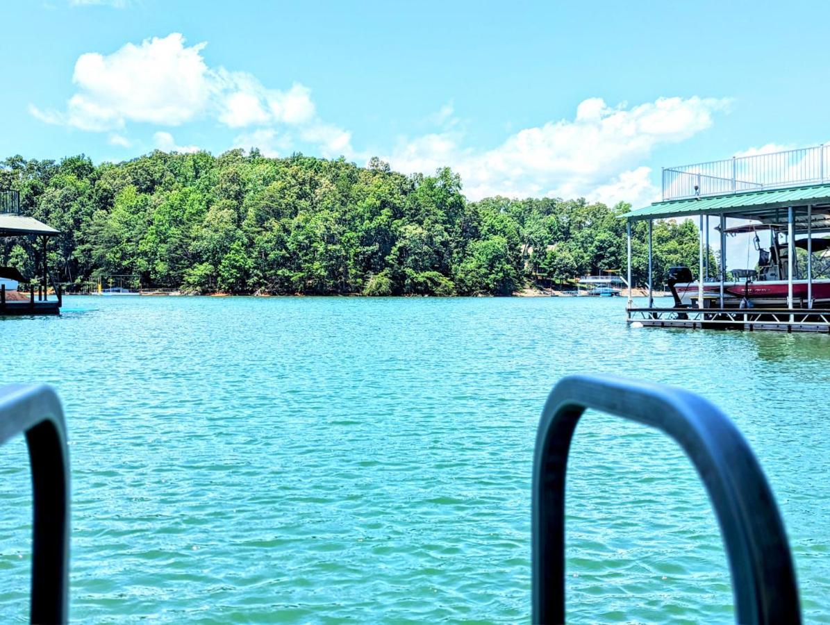 Lanier Landing - Private Dock Hot Tub Game Room GainesvilleGainesville  Kültér fotó